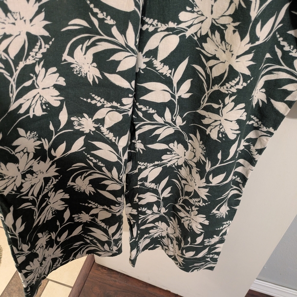 Abercrombie & Fitch Dark Green Floral Wide Leg Pants - Picture 3 of 8